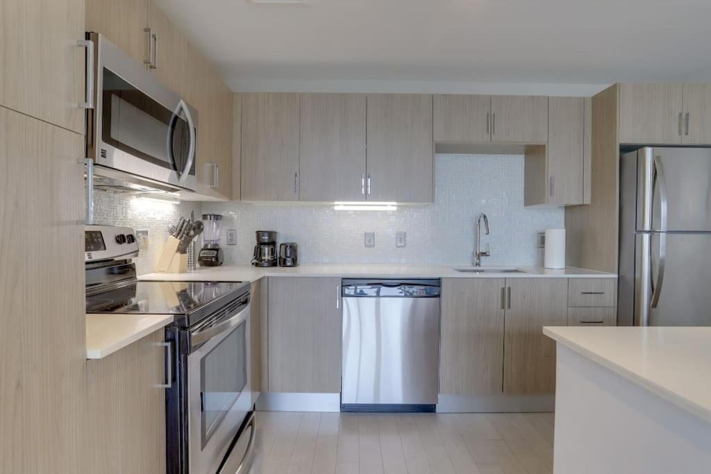 Wonderful 2Br Apartment At Crystal City 알링턴 외부 사진