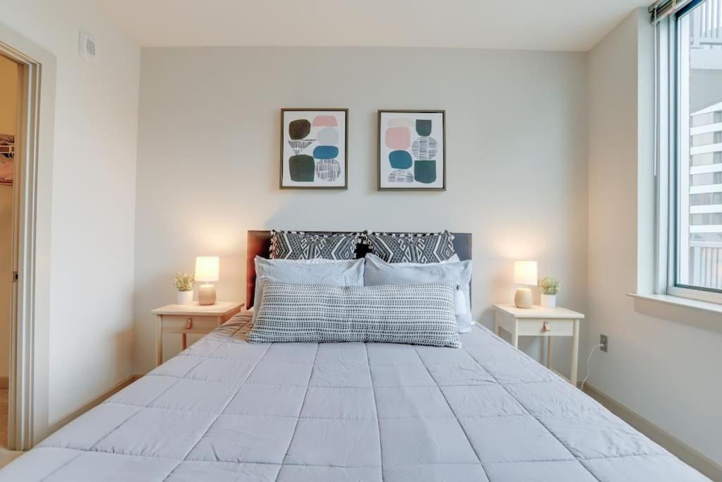 Wonderful 2Br Apartment At Crystal City 알링턴 외부 사진
