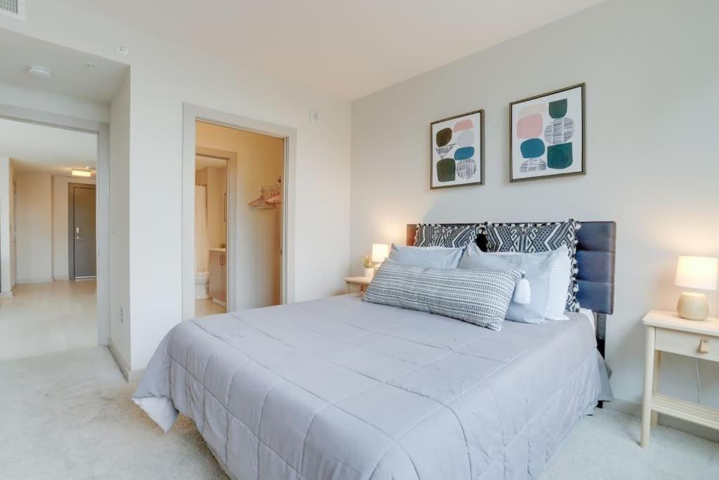 Wonderful 2Br Apartment At Crystal City 알링턴 외부 사진