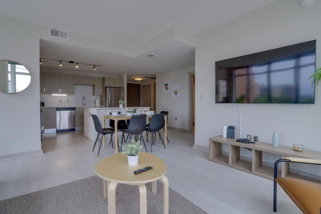 Wonderful 2Br Apartment At Crystal City 알링턴 외부 사진